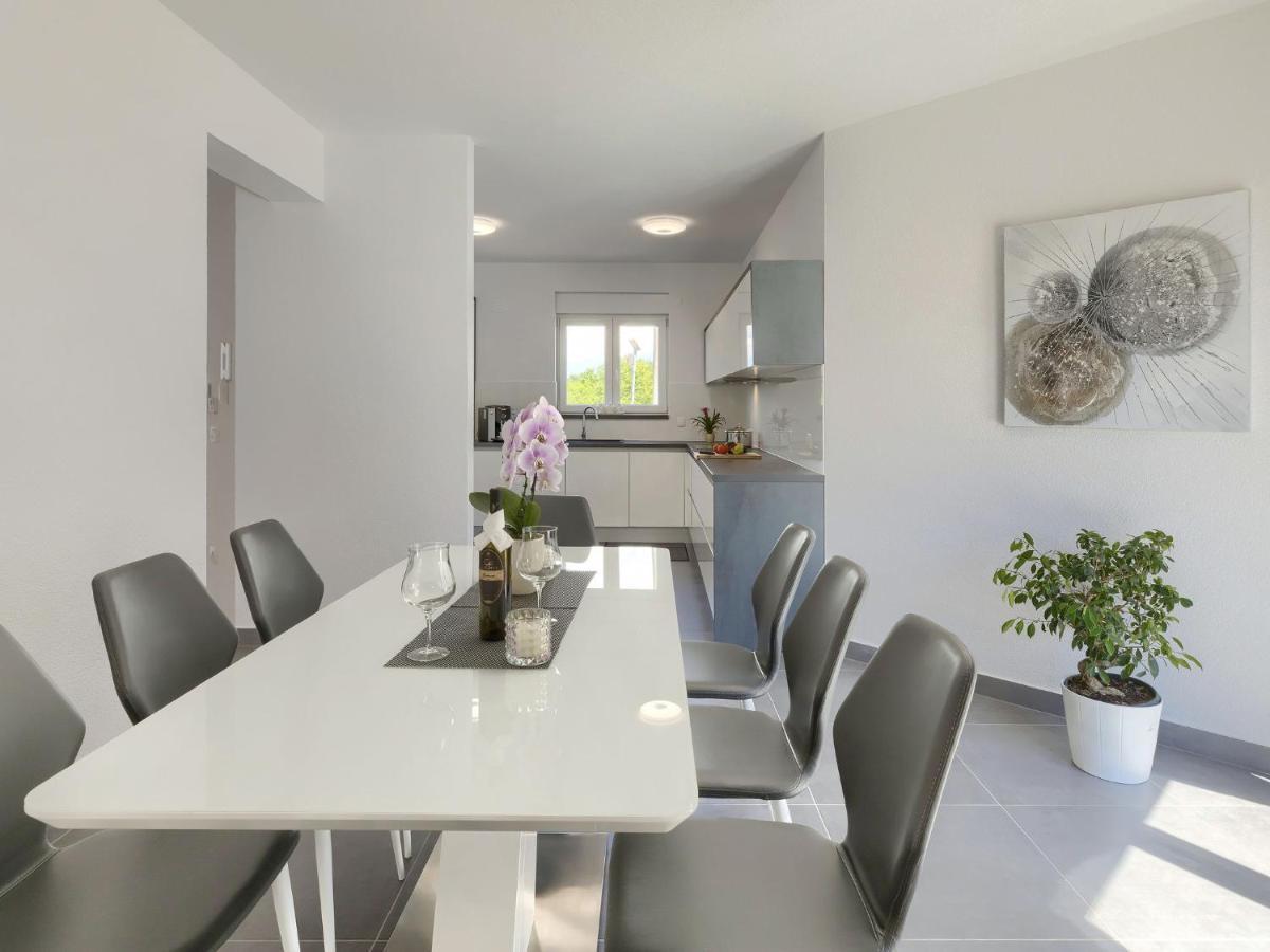 Holiday Home Villa Gocci By Interhome Kmeti Exterior foto