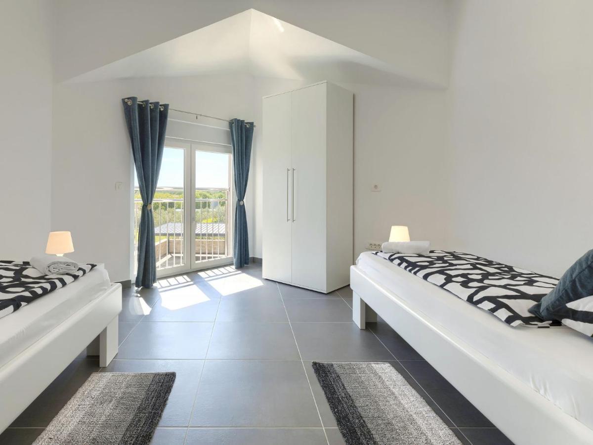Holiday Home Villa Gocci By Interhome Kmeti Exterior foto