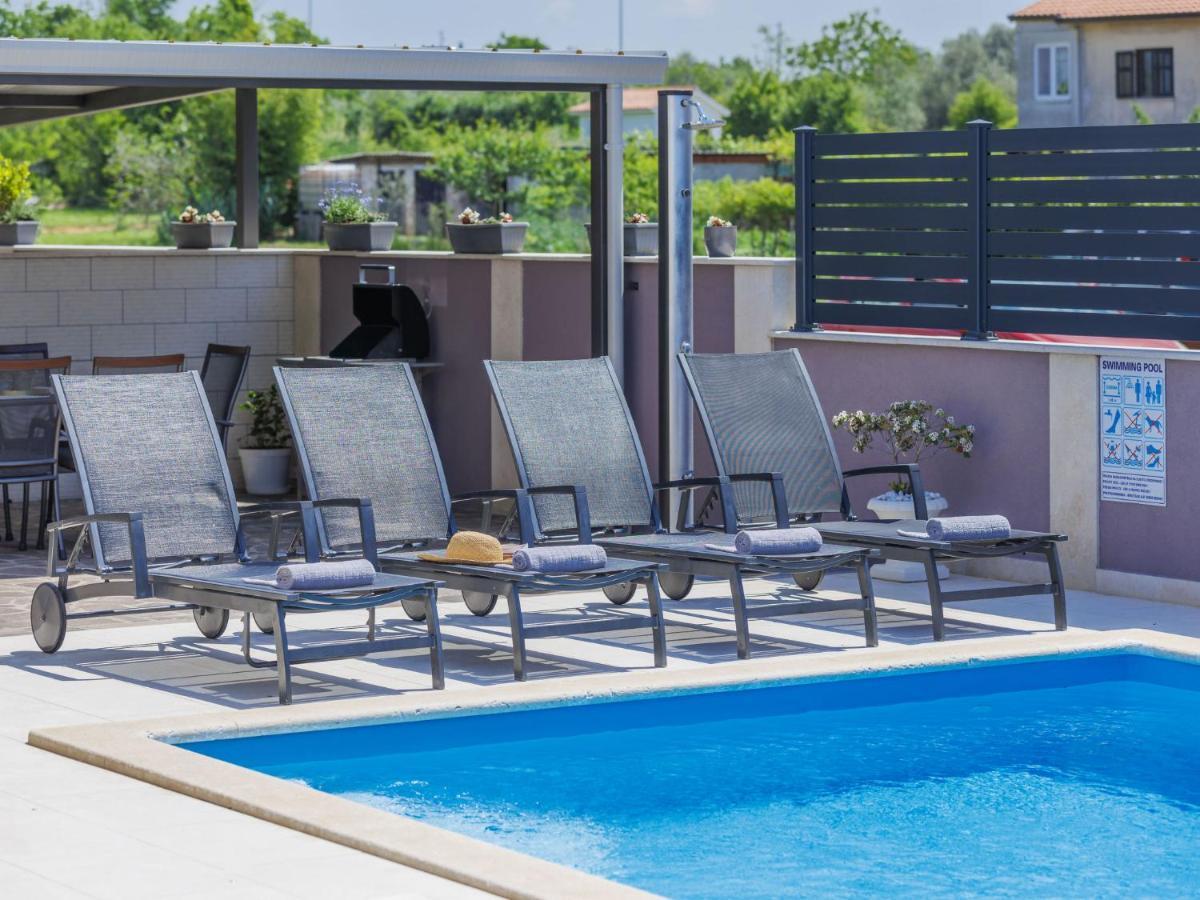 Holiday Home Villa Gocci By Interhome Kmeti Exterior foto