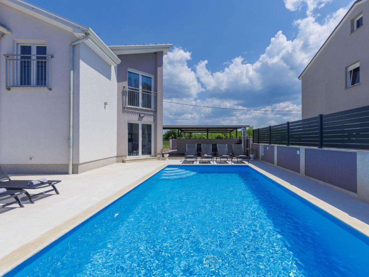 Holiday Home Villa Gocci By Interhome Kmeti Exterior foto