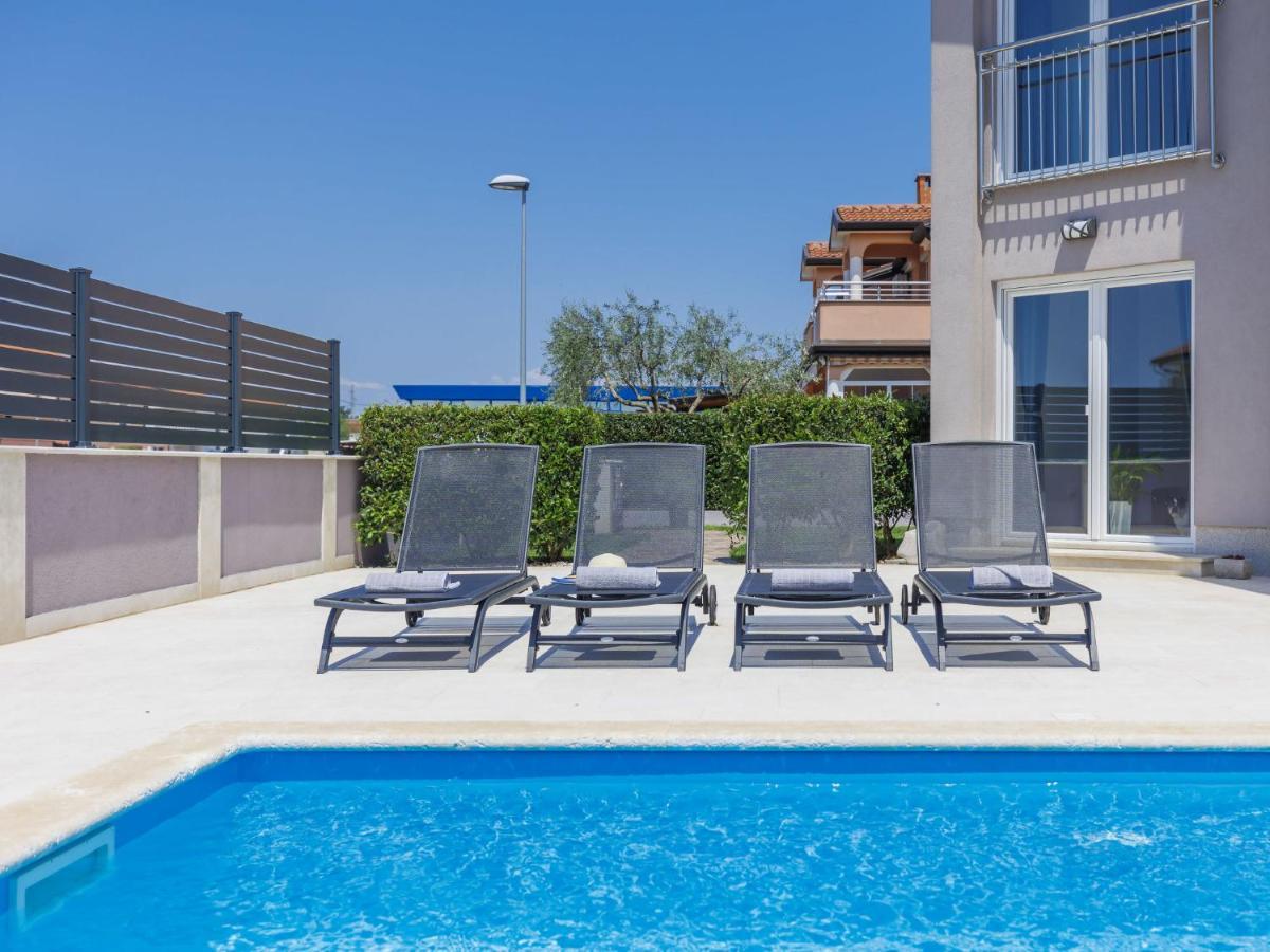 Holiday Home Villa Gocci By Interhome Kmeti Exterior foto